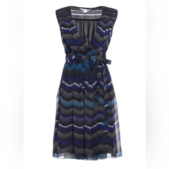 Diane Von Furstenberg Blue and Black Midi Dress - Picture 11 of 12